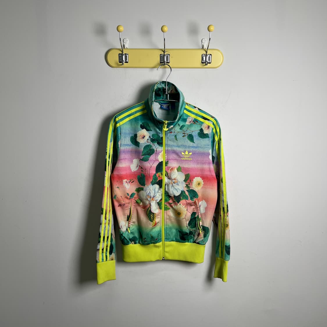 아디다스 플라워 트랙탑 져지 상품이미지1