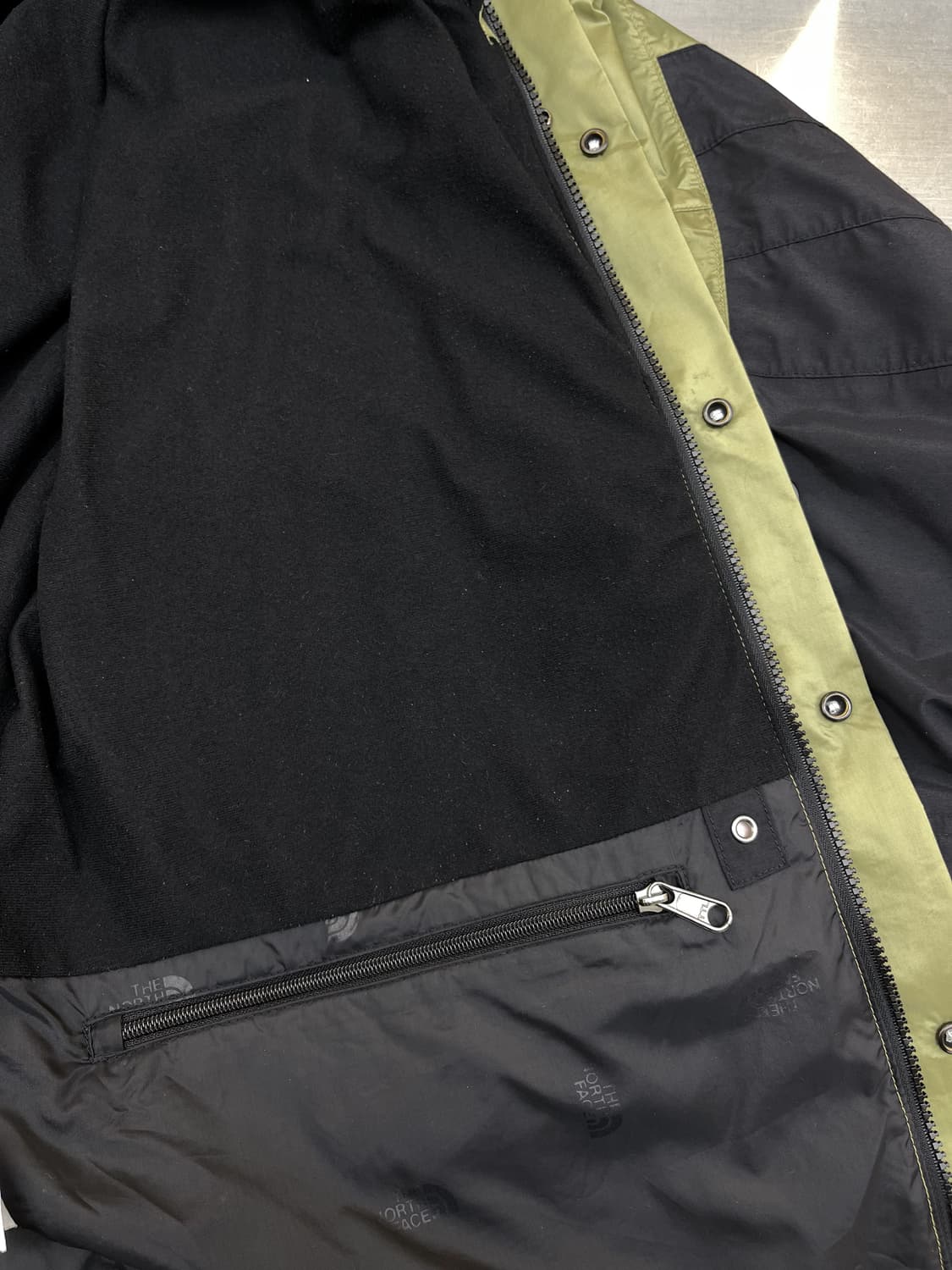 노스페이스 90s 마운틴 라이트 GTX 자켓 상품이미지8