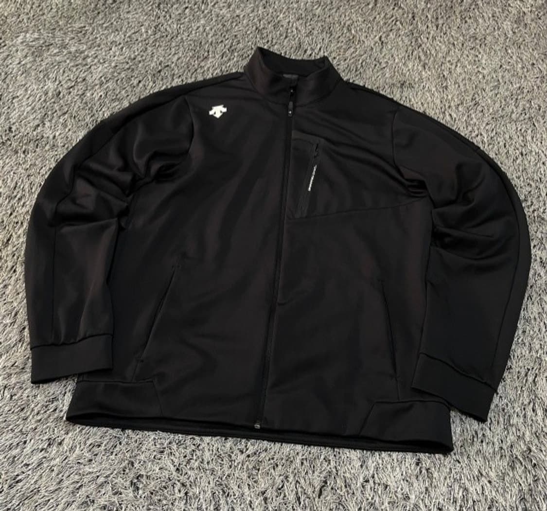 데상트 블랙 자켓 105/XL 상품이미지1