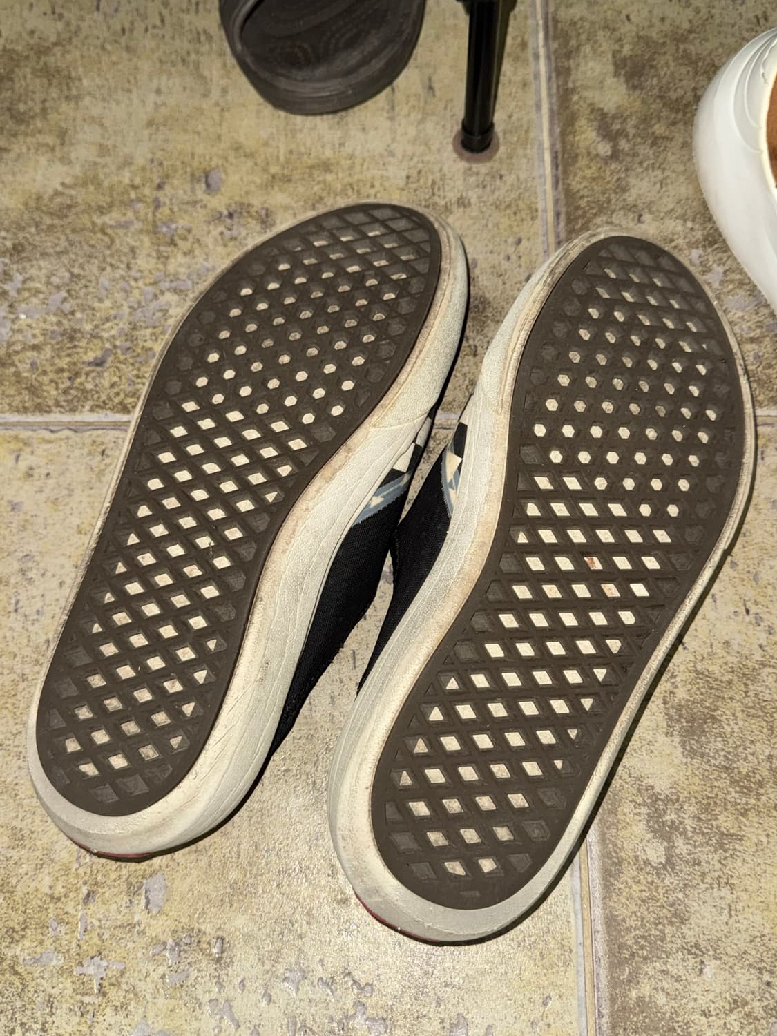 반스 컴피쿠시 원 체커보드 블랙 250 상품이미지3