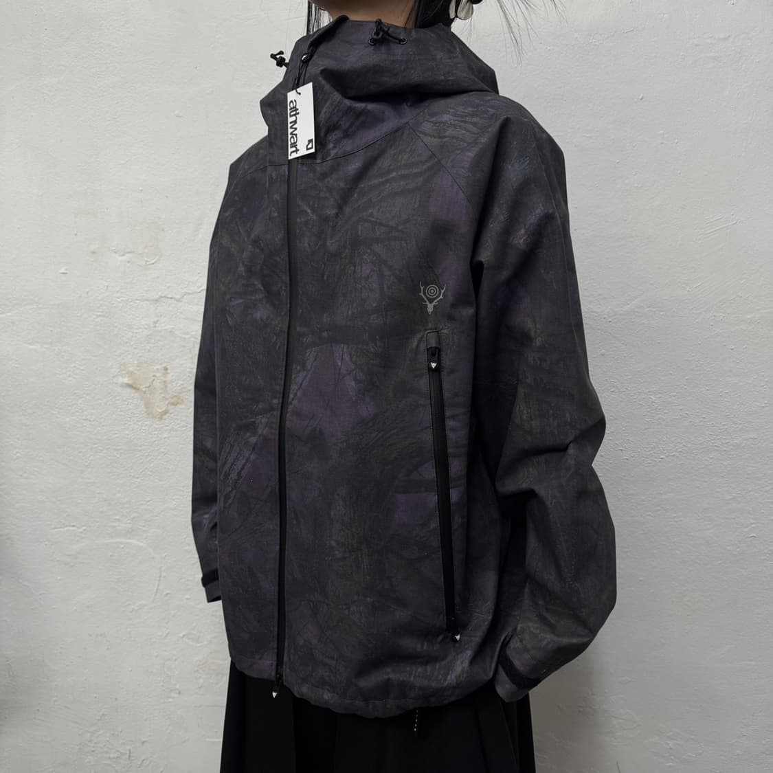 SOUTH2 WEST8 퍼플 카모패턴 웨더 이펙트 후드 윈드브레이커 상품이미지1