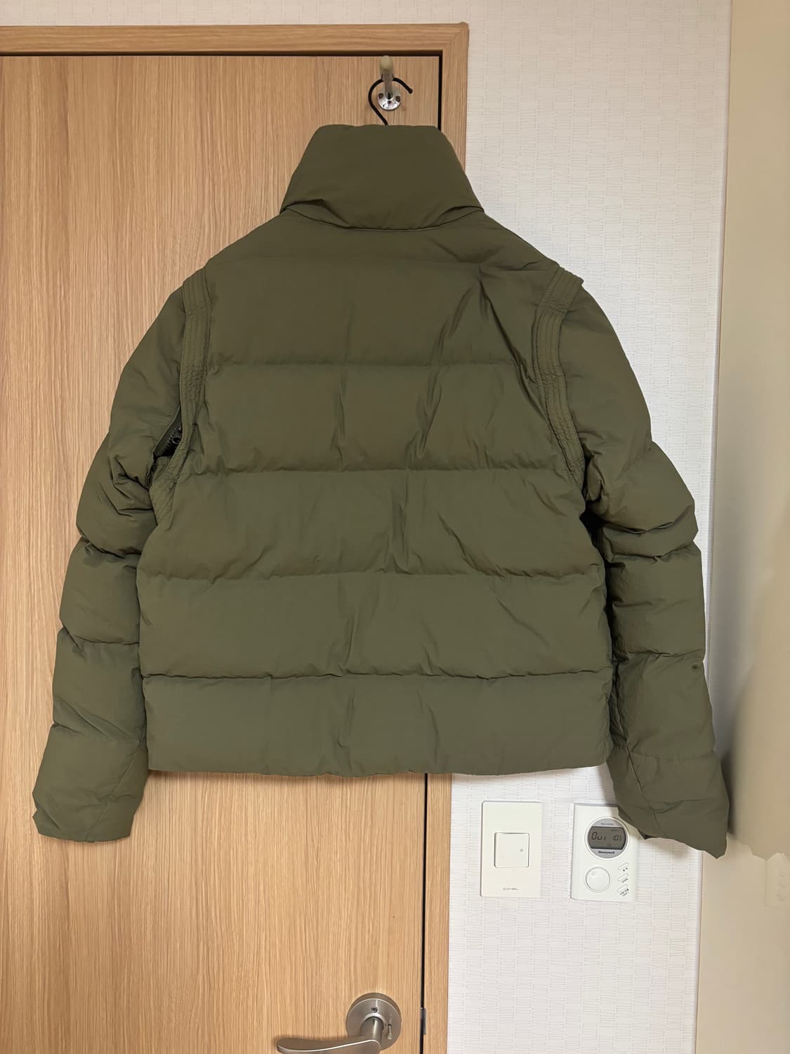 텐씨 TenC 오스트랄 다운베스트 자켓 패딩 48 상품이미지2