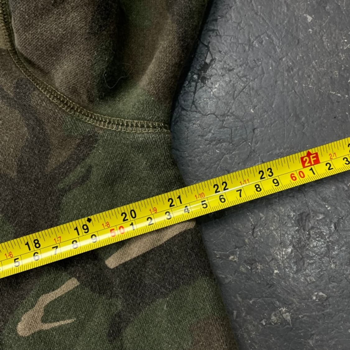 95 칼하트 카모 후드티 상품이미지6