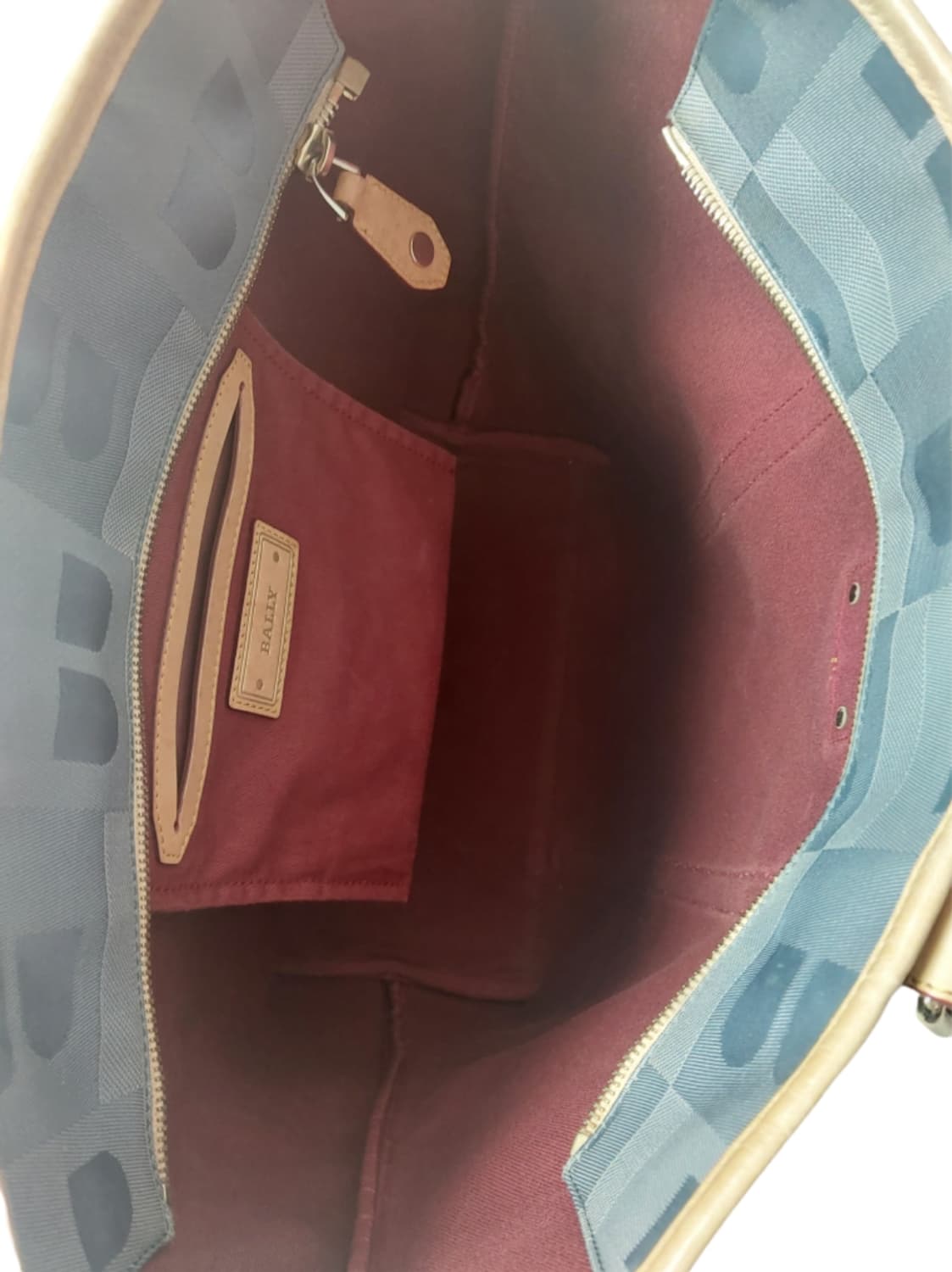 발리 B로고 패턴 숄더백 블루 (정품) 상품이미지9