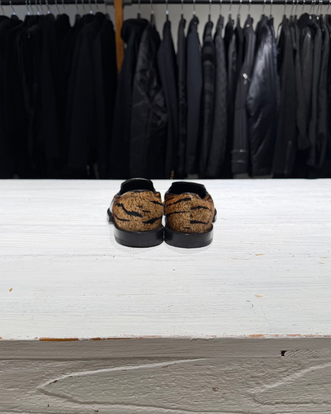 질샌더 브라운 타이거 프린트 고트 레더 로퍼 상품이미지5