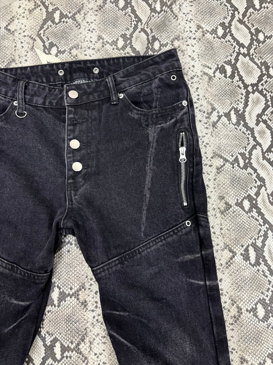 “INSOMNIA” V-Kei Mood Lace-Up 00’s Print 상품이미지5