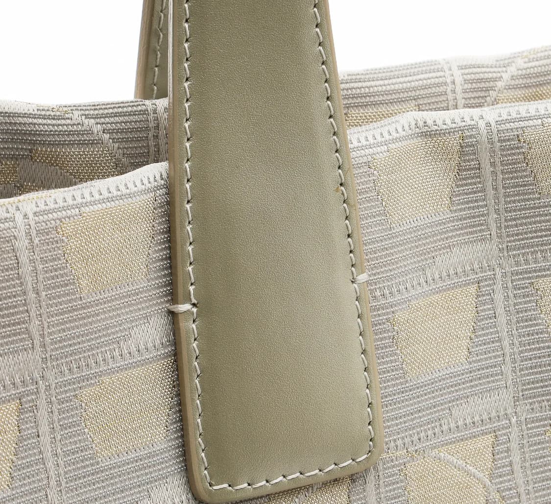 [S급] 샤넬 뉴 트래블 토트백 판매합니다!!! 상품이미지6