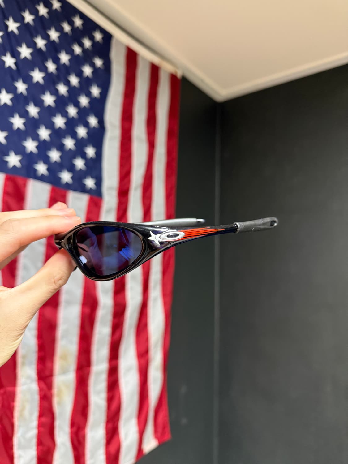 오클리 미뉴트 슈팅스타 상품이미지1