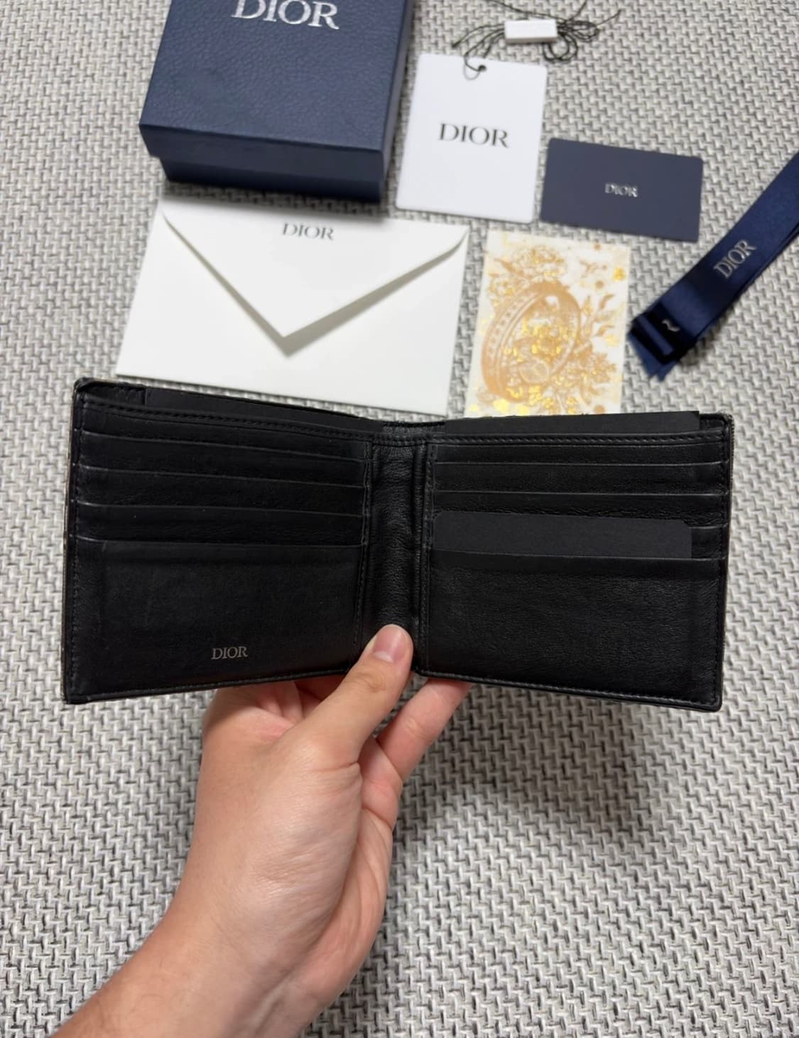 디올 오블리크 반지갑 팝니다 상품이미지3