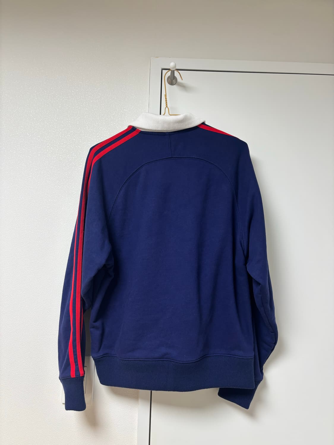Kith Adidas 콜라보 스웻셔츠 상품이미지2