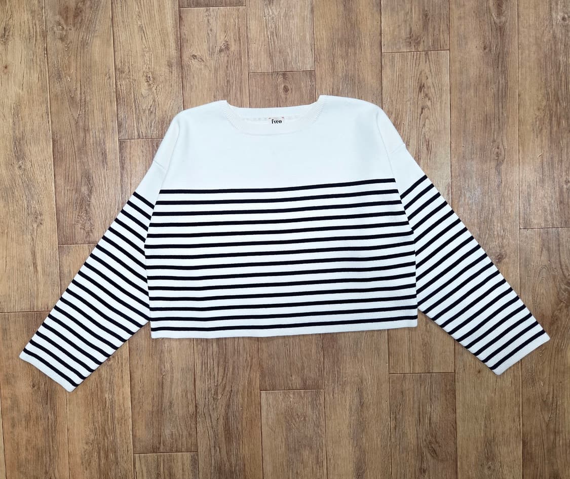 포유온(fyeo) 스트라이프 니트 프리사이즈 상품이미지1