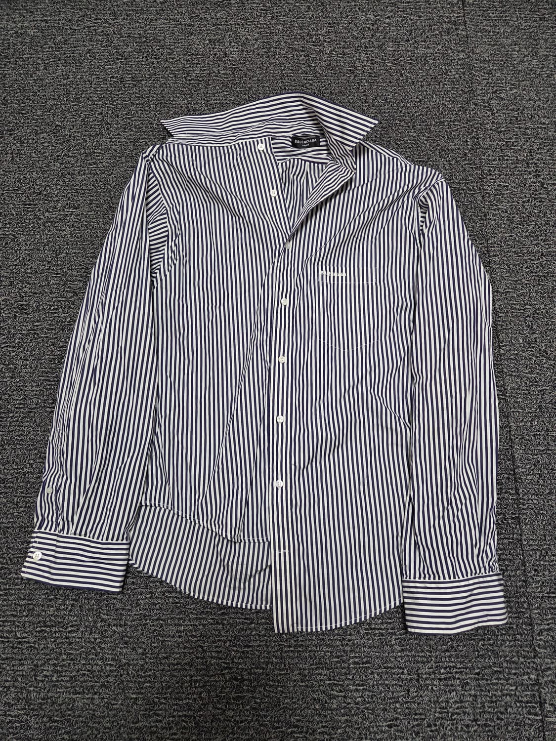 발렌시아가 언발셔츠/UNIFIT(공용) 상품이미지1