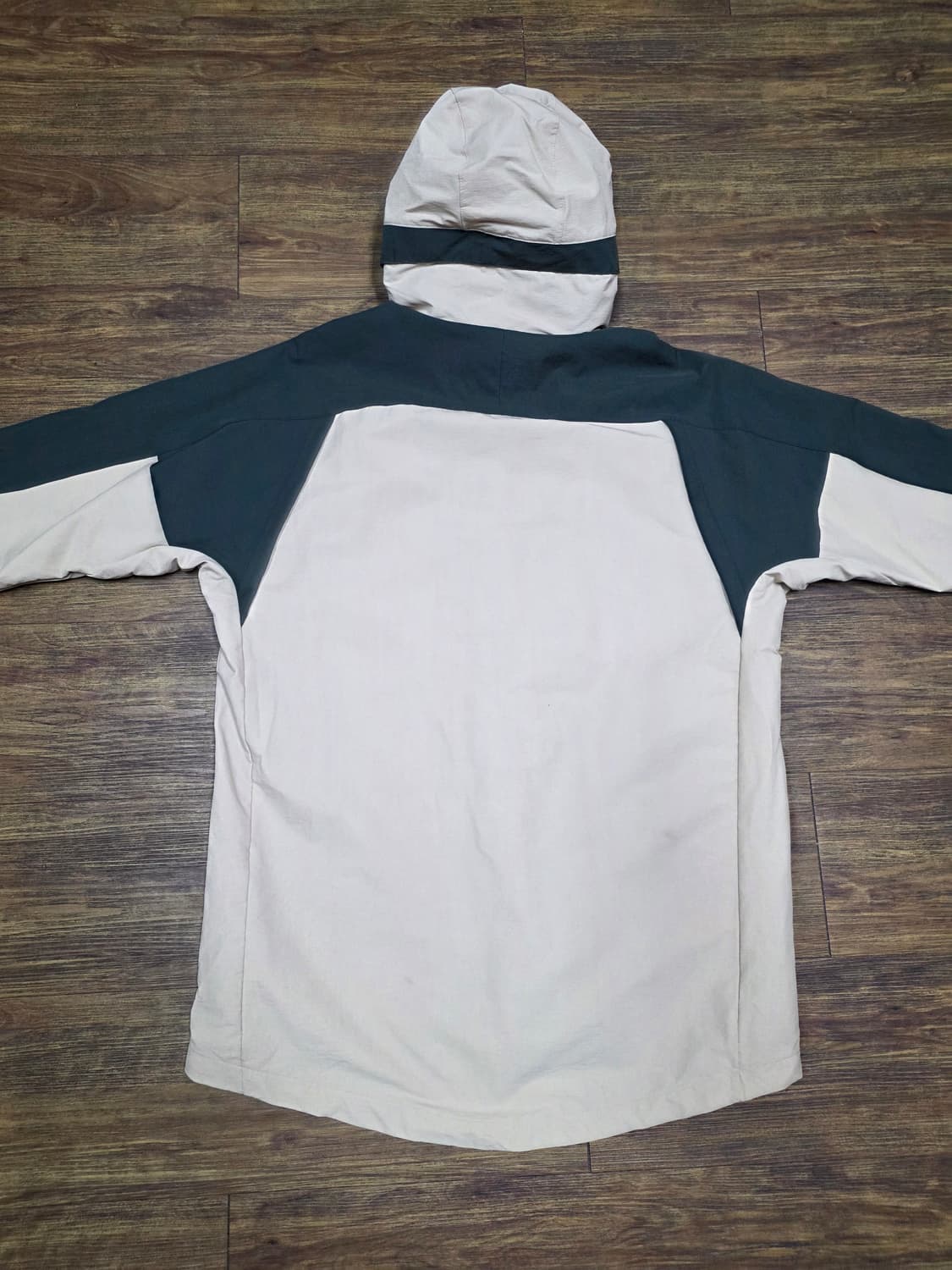 아디다스 고프코어 바람막이 후드자켓 상품이미지8