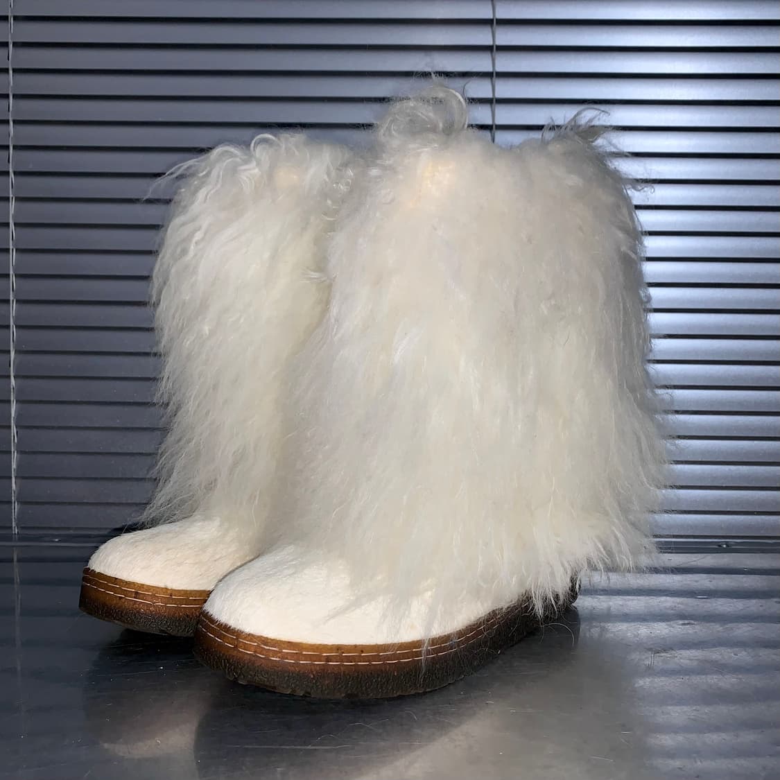 00s 베어파우 화이트 퍼 스노우 털부츠 상품이미지2