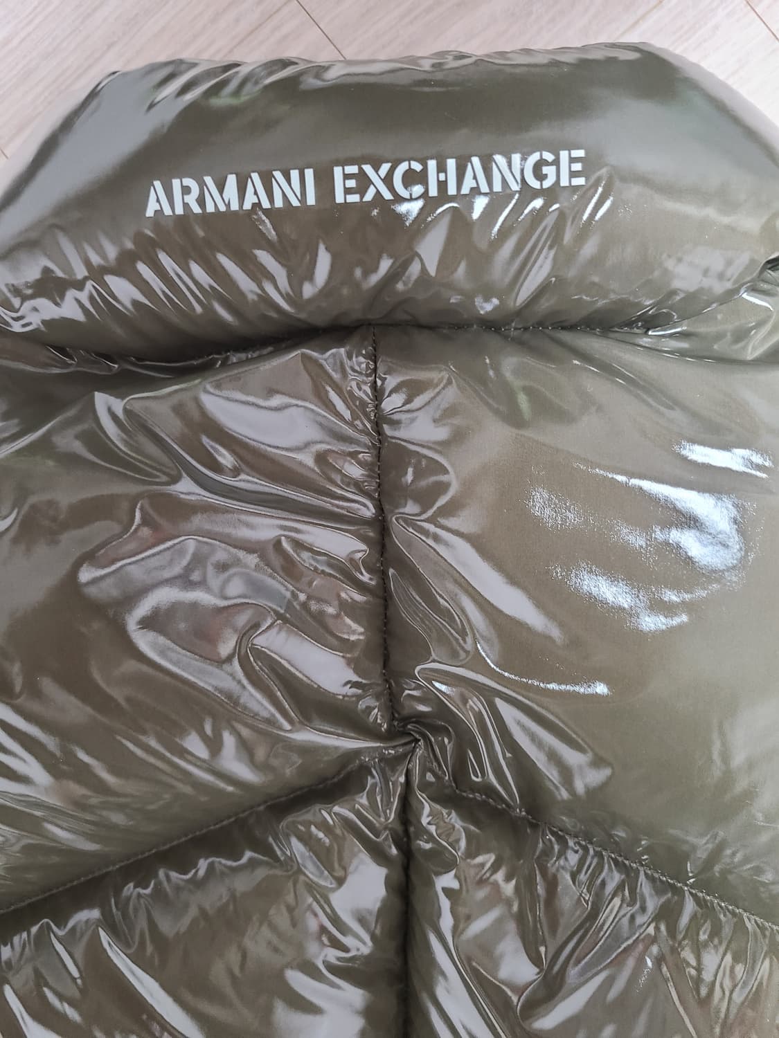 아르마니 익스체인지 글로시패딩 #푸퍼패딩 M 상품이미지3