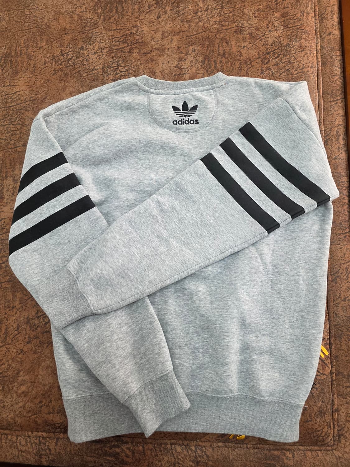 아디다스 타이거 프린팅 기모 맨투맨 상품이미지7