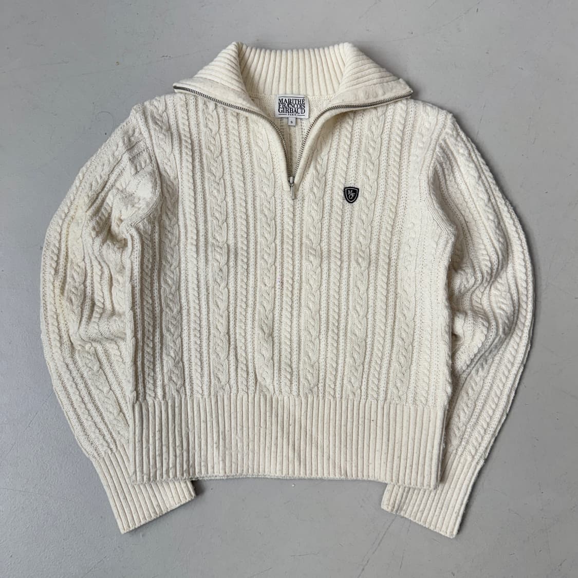 마리떼프랑소와저버 반집업 케이블 꽈베기 니트 아이보리 상품이미지2