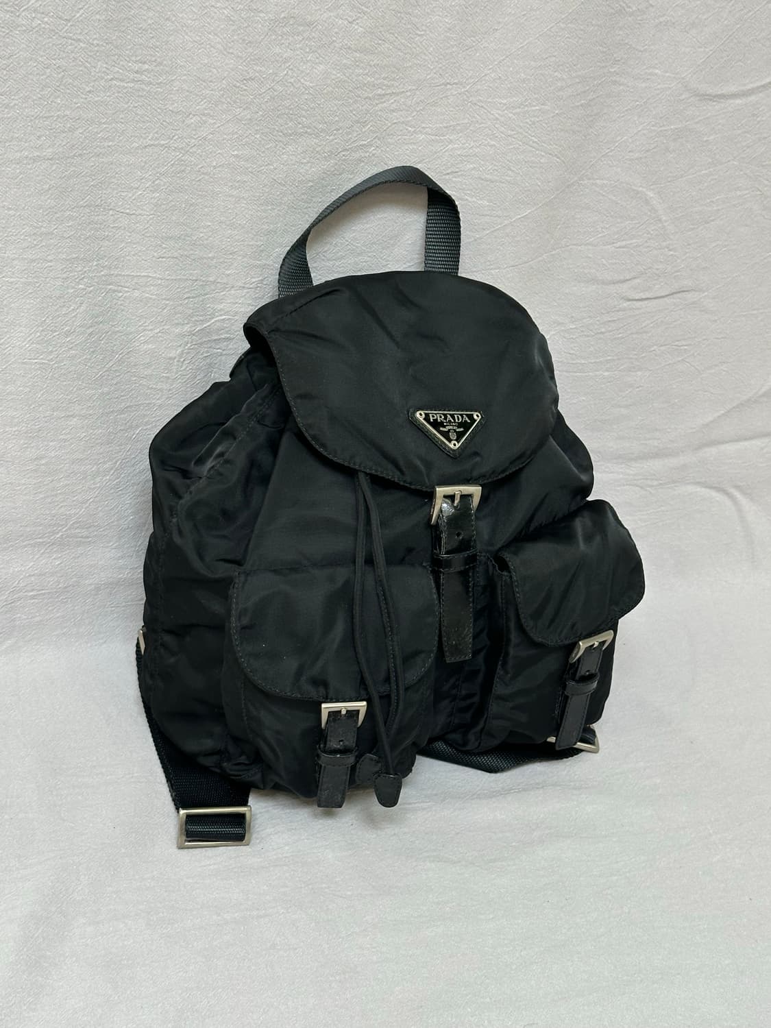 프라다 포코노 나일론 백팩 투포켓 버클 스몰 상품이미지4