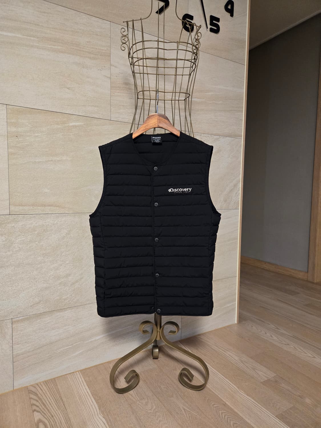 [95] 디스커버리 남성 경량 구스 패딩 조끼 상품이미지1