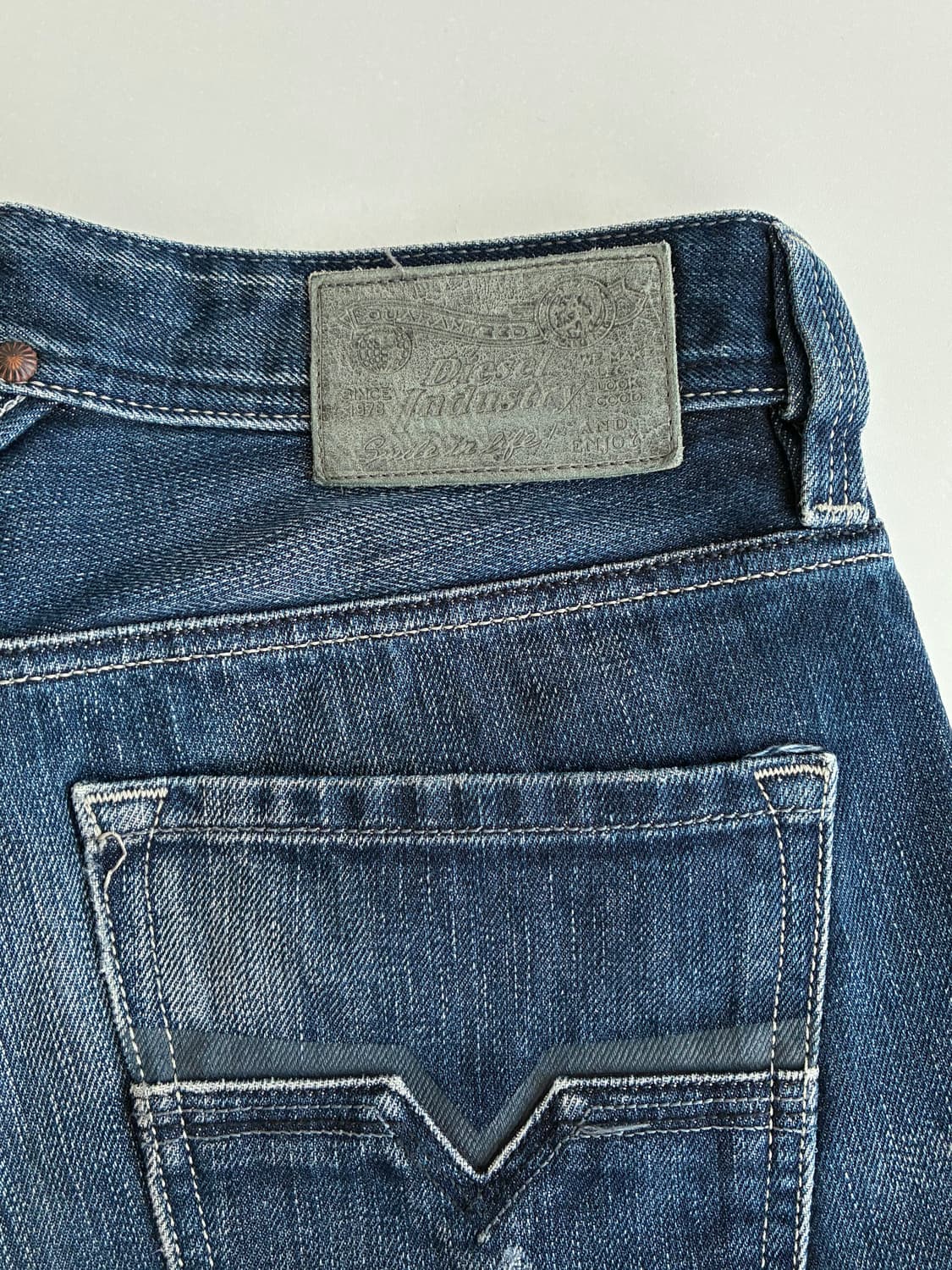 30) 디젤 라키 LARKEE 빈티지 데님 팬츠 상품이미지4