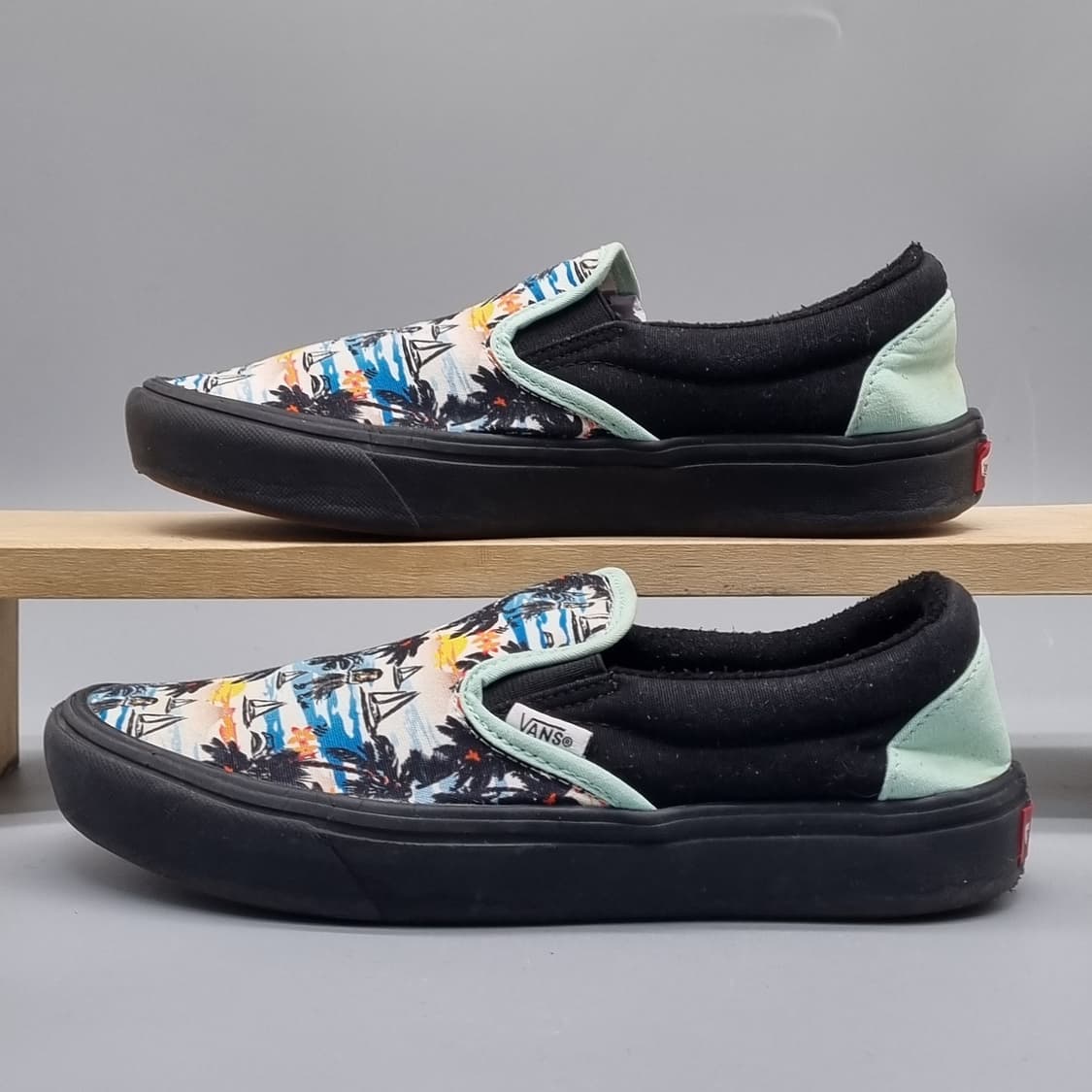 반스 알로하 여성슬립온 240 상품이미지1