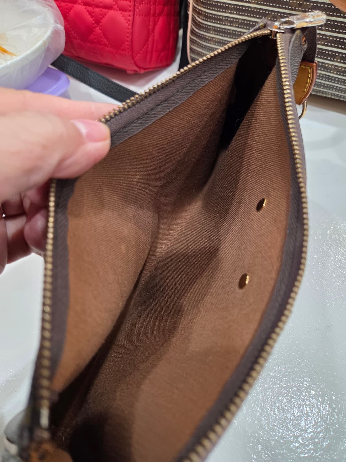 루이비통 모노그램 포쉐트 파우치 가방
 상품이미지7