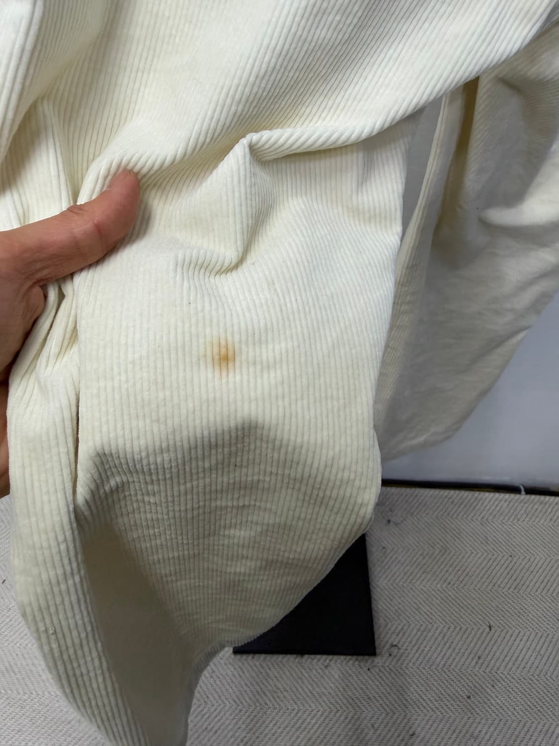 정품) 아떼 바네사브루노 아이보리 코듀로이 팬츠 36(28) 상품이미지5