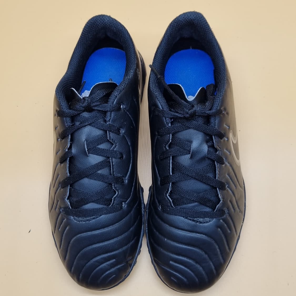 나이키 티엠포 레전드10 풋살화235 상품이미지2