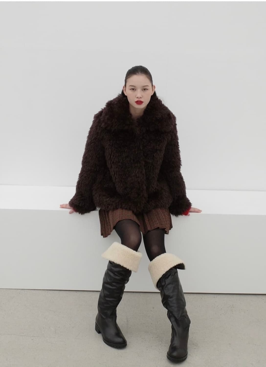 포니테일 ponytail shaggy faux fur jacket 상품이미지2