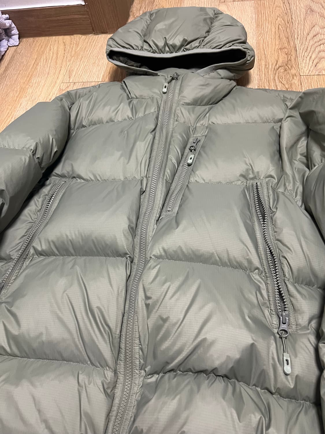 아웃스탠딩 마운틴 다운 파카 올리브 상품이미지3