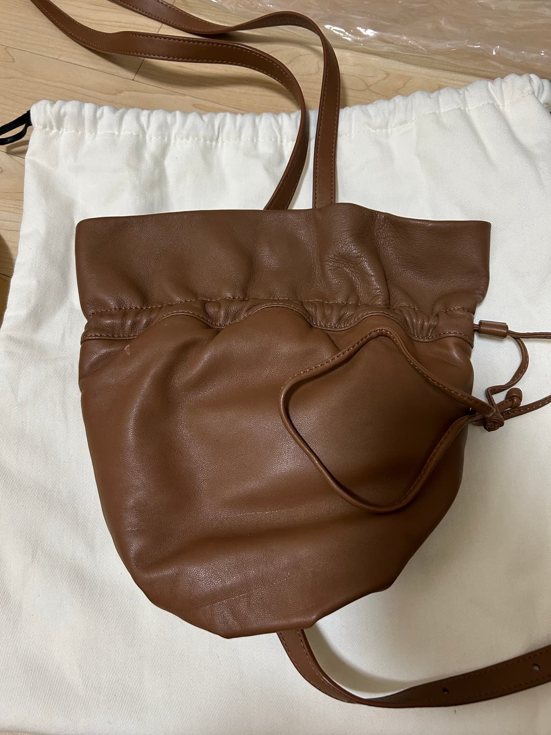 Lemaire glove bag 르메르 글로브백 상품이미지2
