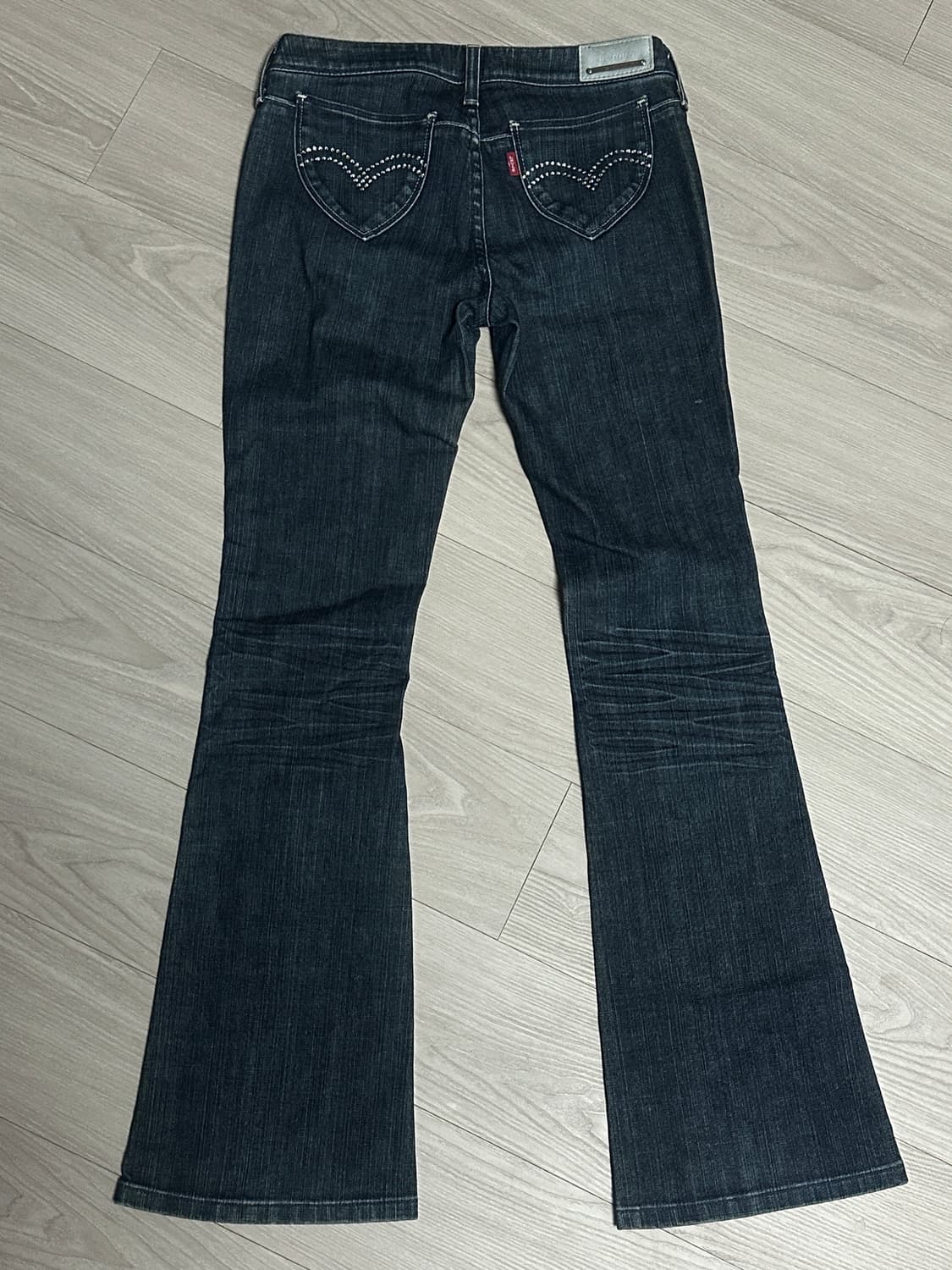 Levi’s lady style 로우라이즈 부츠컷 데님팬츠 상품이미지5