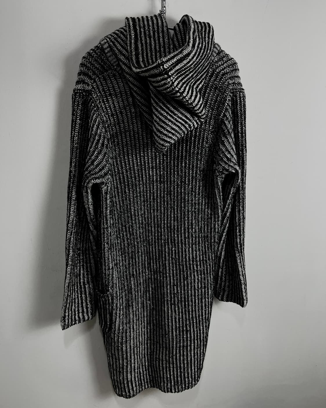 시바라이즈 (CIVARIZE) 비대칭 더블 집업 스트라이프 니트 코트 상품이미지8