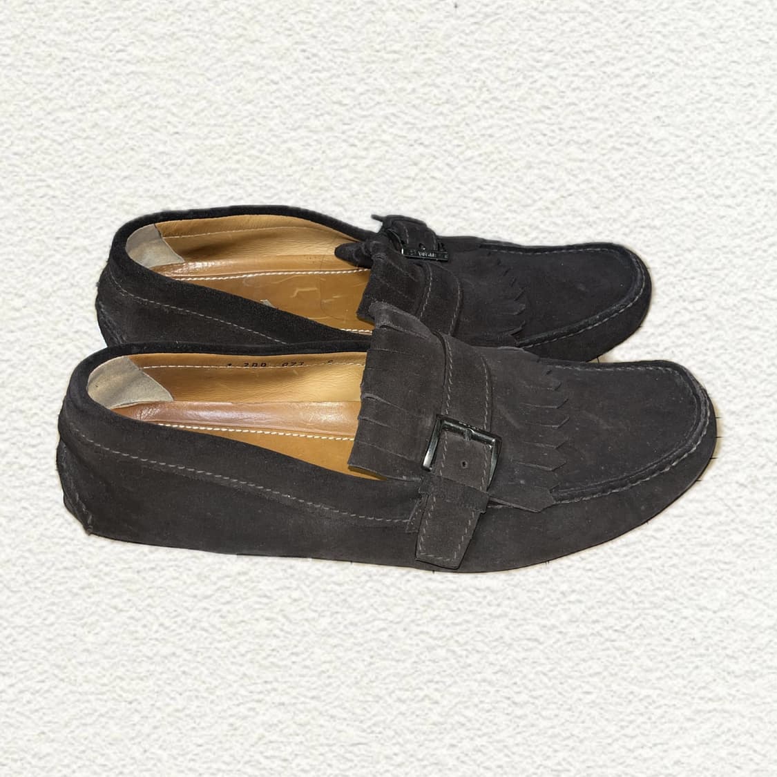 프라다 스웨이드 로퍼 9 사이즈  (275) 상품이미지3