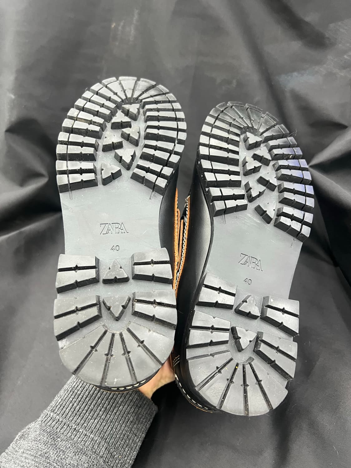 자라 팀버랜드 어센틱맛 블랙 40사이즈 상품이미지4