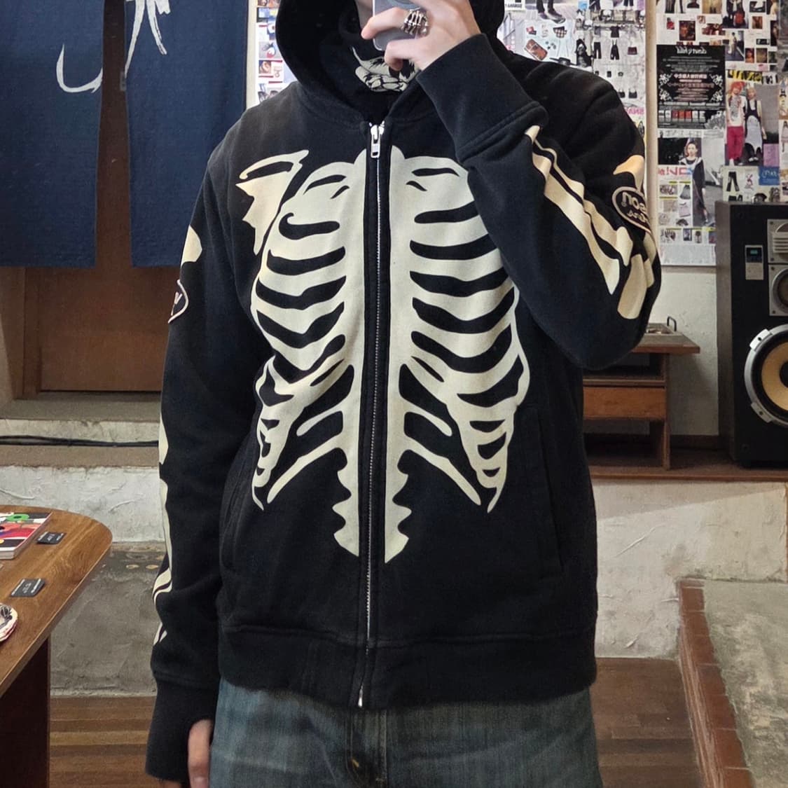 밴슨 레더 본 프린팅 풀 마스크 워머 후드집업 상품이미지2