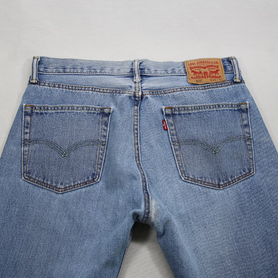 (착용컷) 리바이스 505 (남성용 33) 상품이미지8