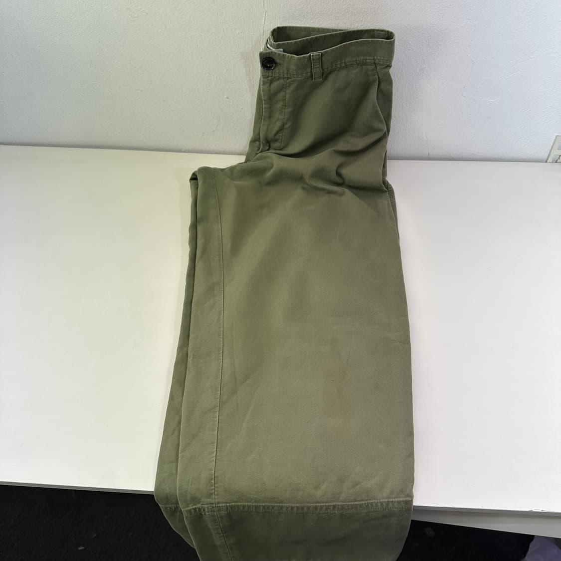 30-31 COS 카키 세미벌룬핏 치노팬츠 상품이미지6