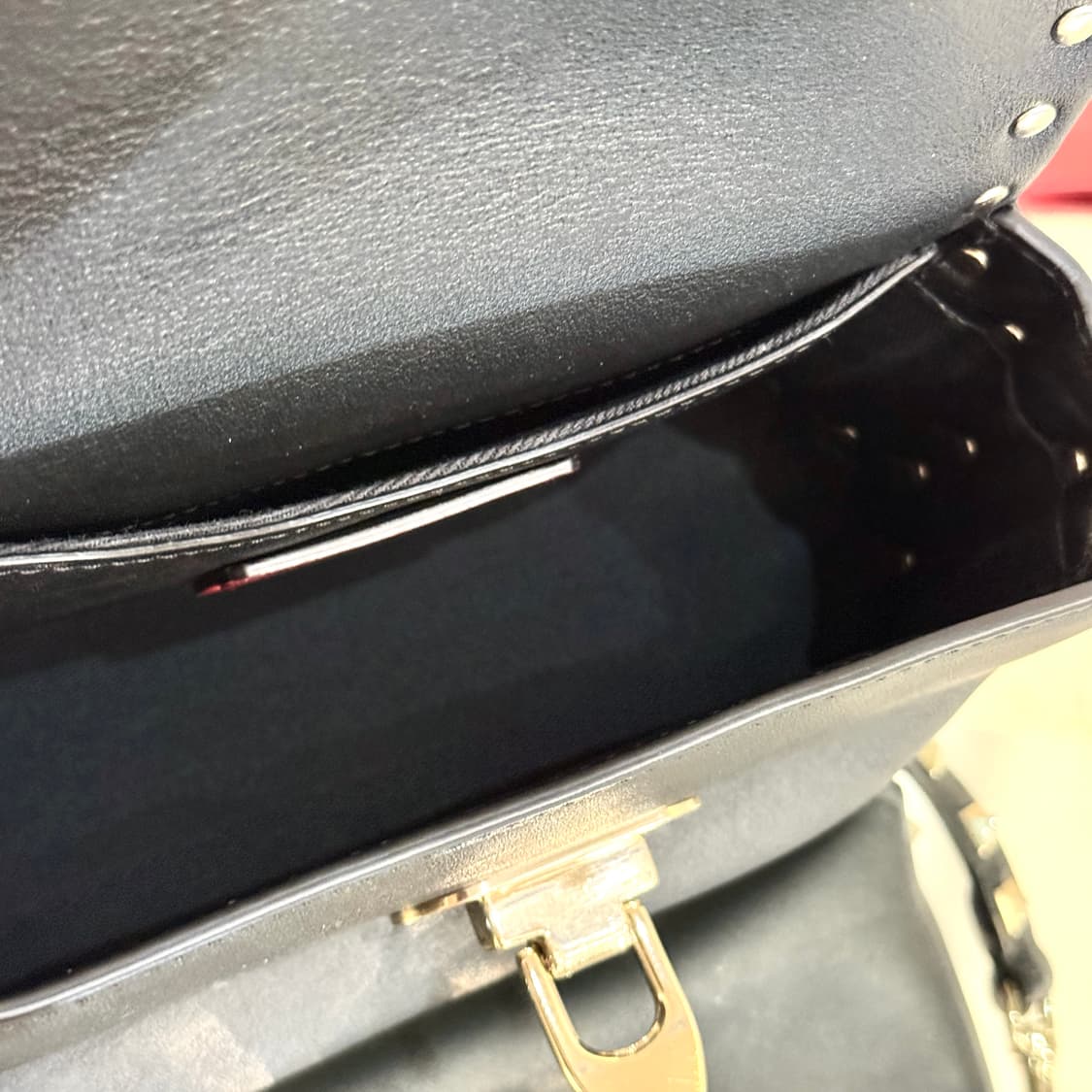 [풀구성] 발렌티노 락스터드 미니 크로스백 상품이미지10