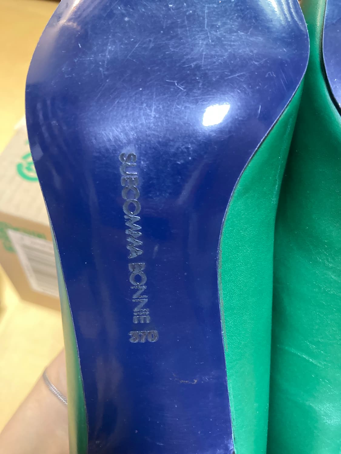 슈콤마보니 그린 펌프스 6cm 240 새 제품 상품이미지8