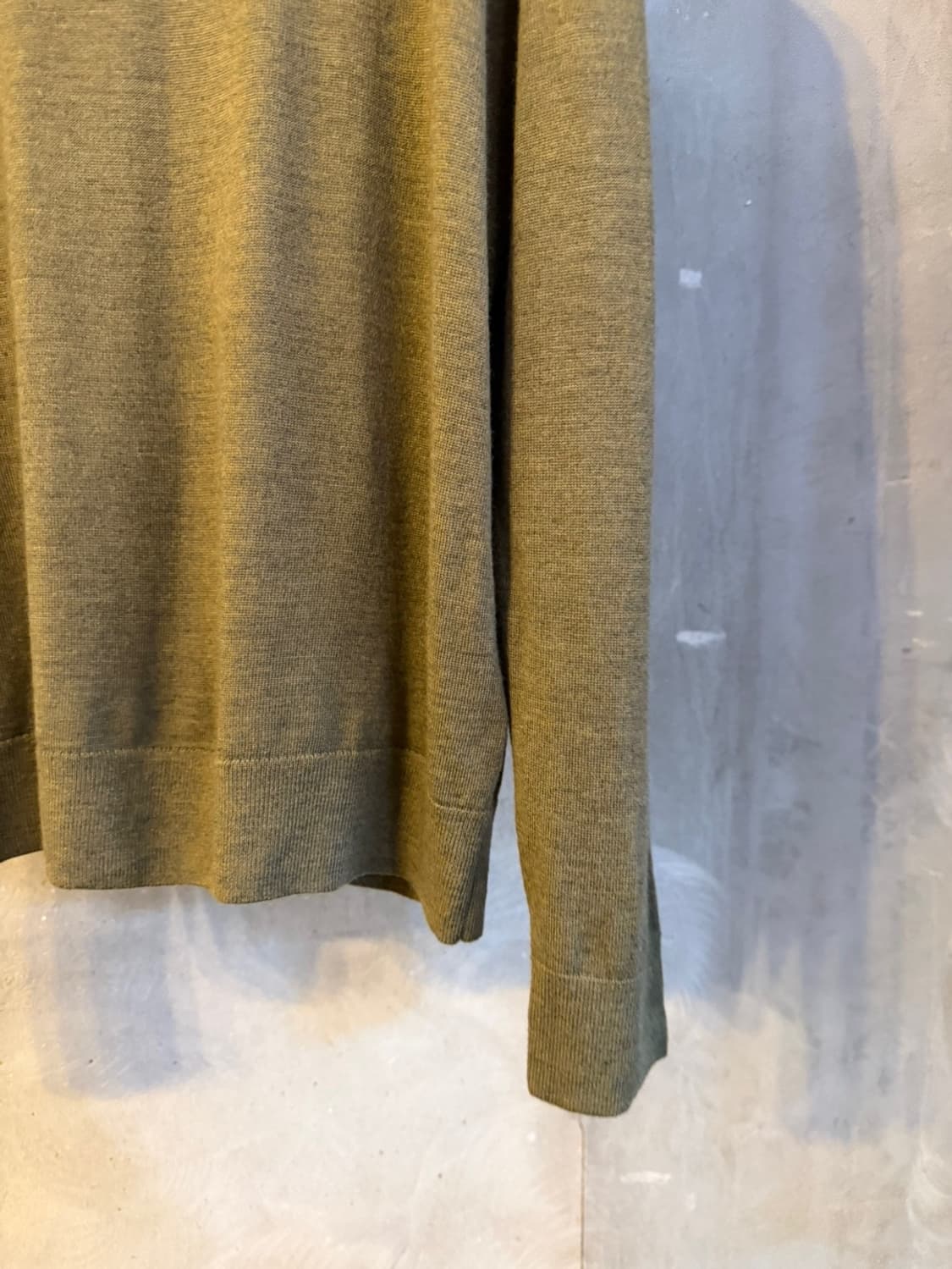 바나나 리퍼블릭 메리노울 짚업 니트 100 상품이미지8