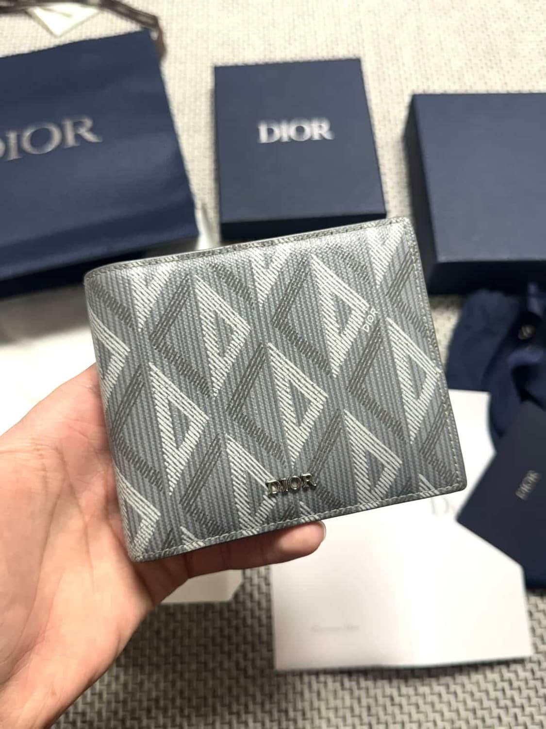 디올 다이아몬드 캔버스 반지갑 상품이미지1