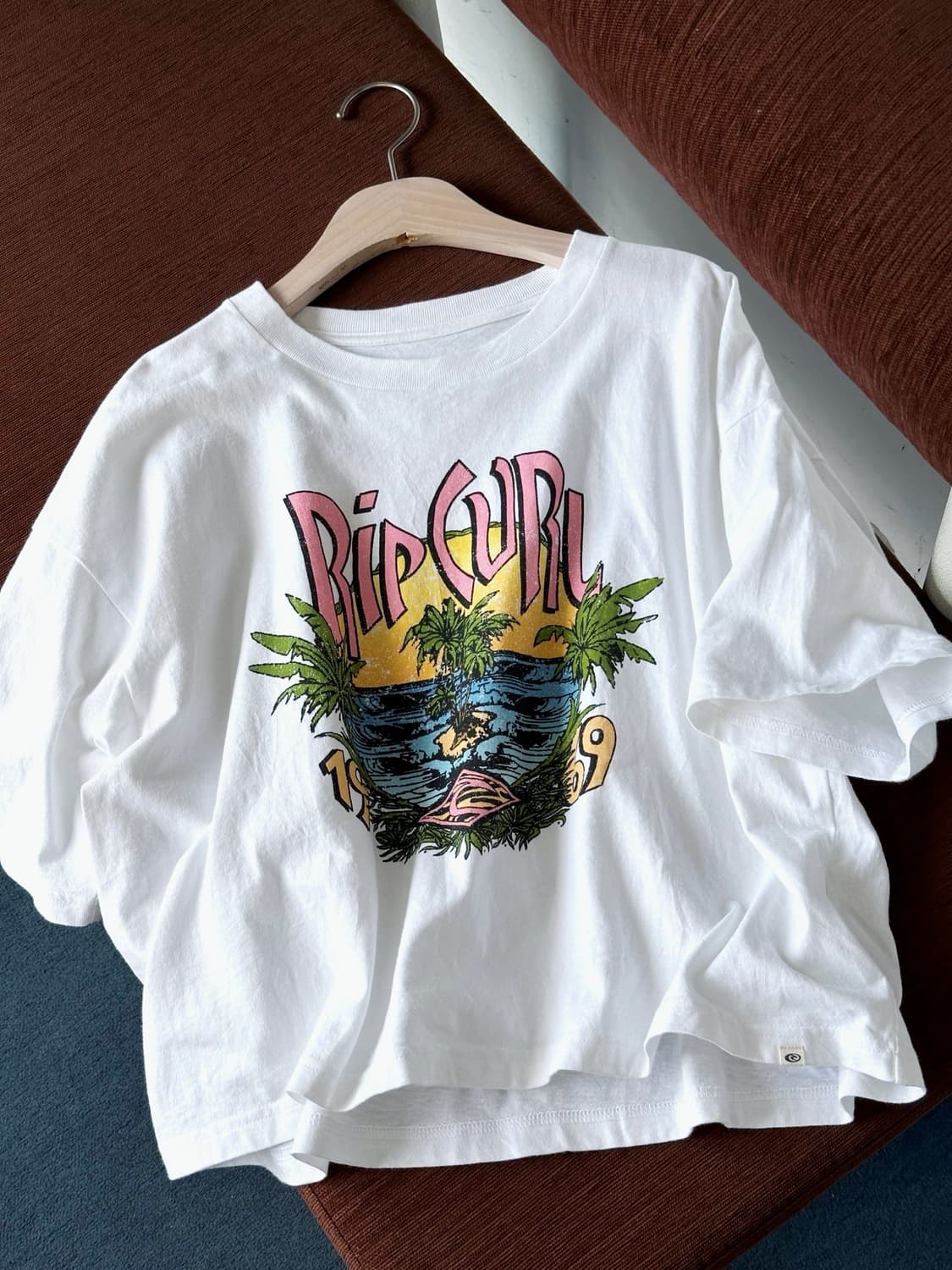 Design graphic printing cropped t-shirt 상품이미지1