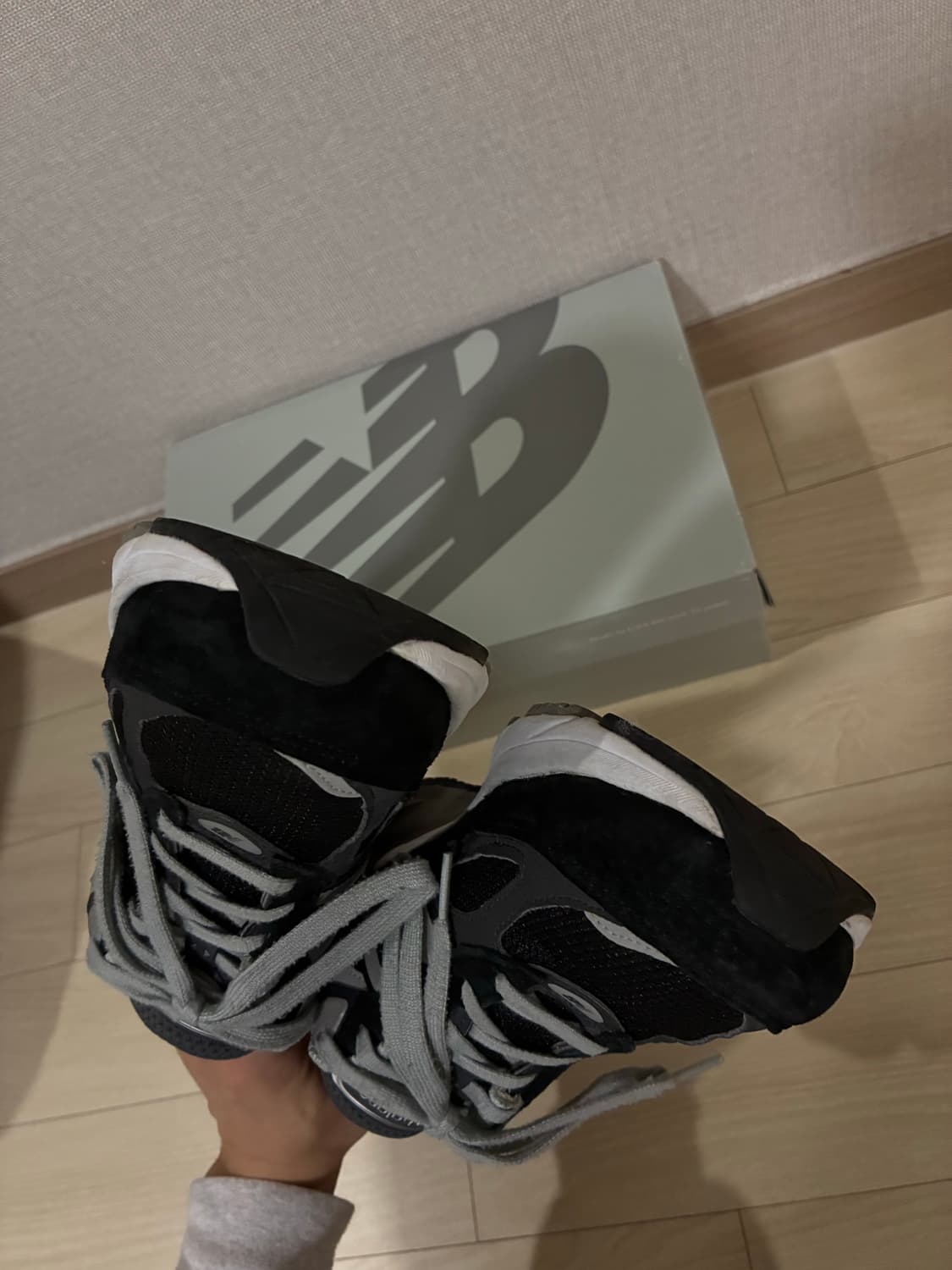 뉴발란스 990v6 블랙 260사이즈 판매 상품이미지6