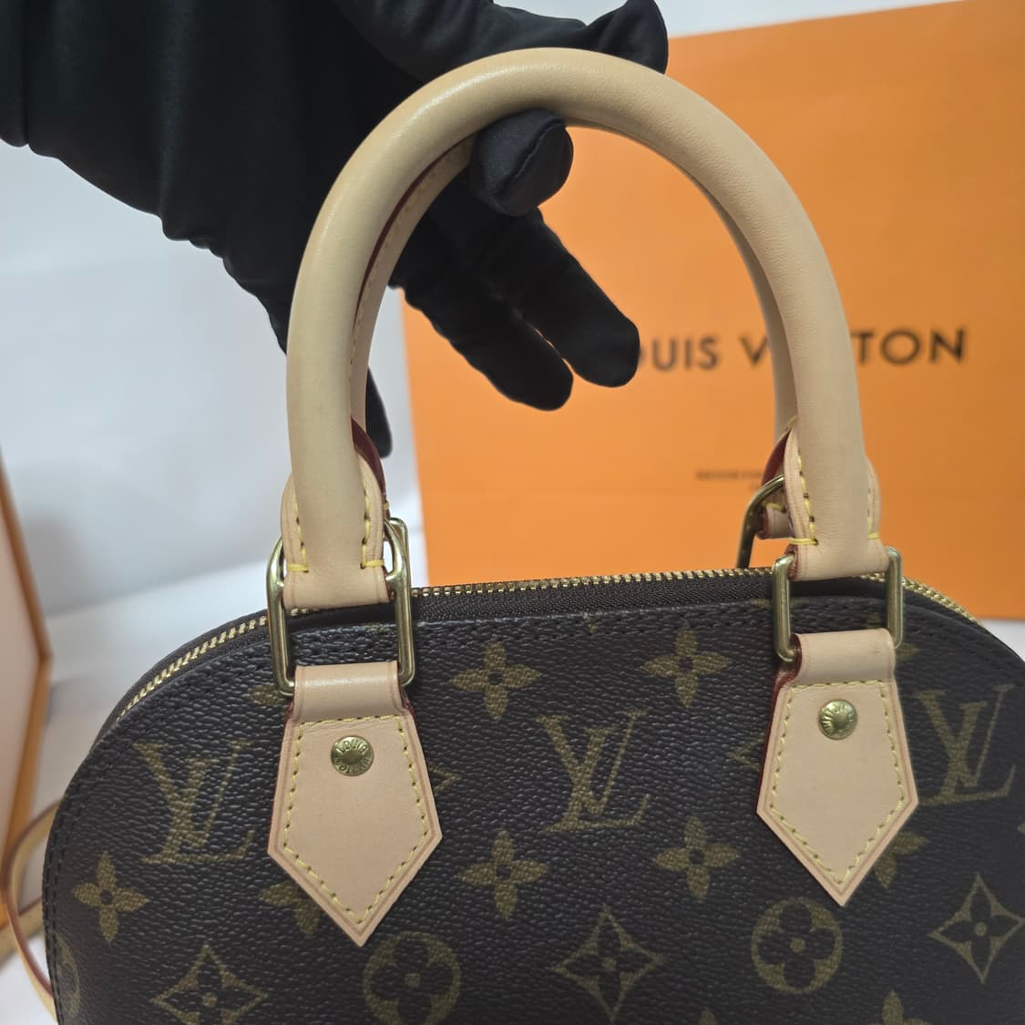 루이비통 알마 BB 상품이미지8