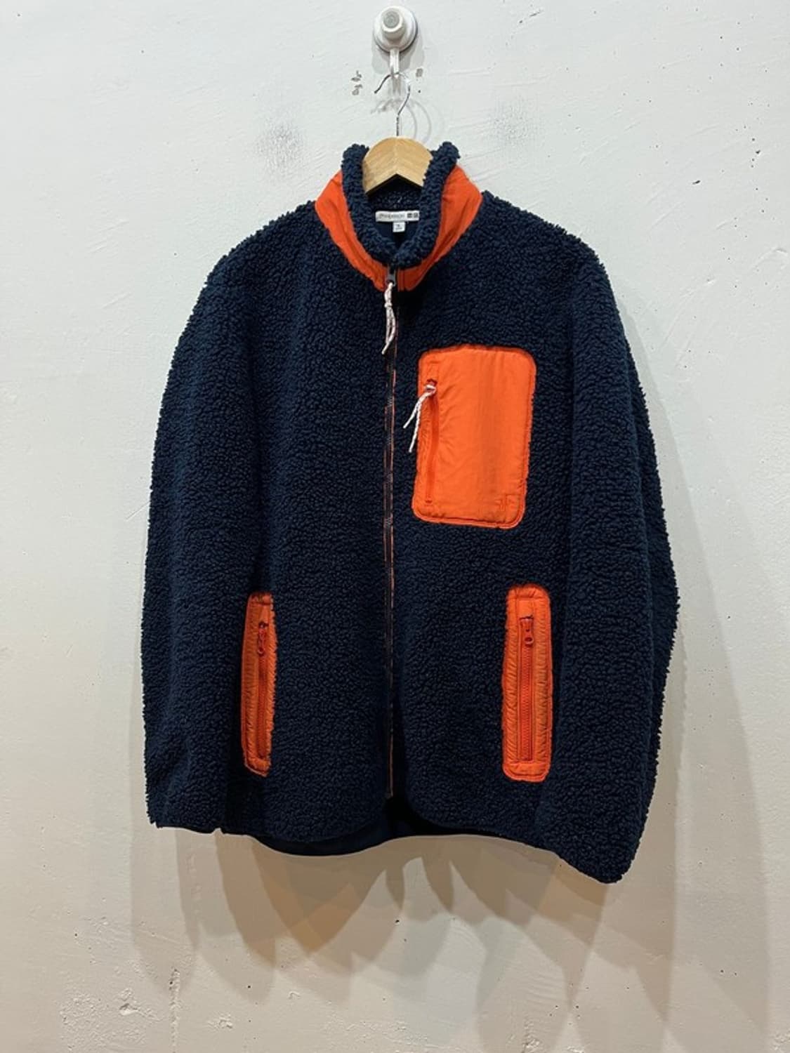 유니클로 JW앤더슨 플리스 자켓 네이비 XL 상품이미지1