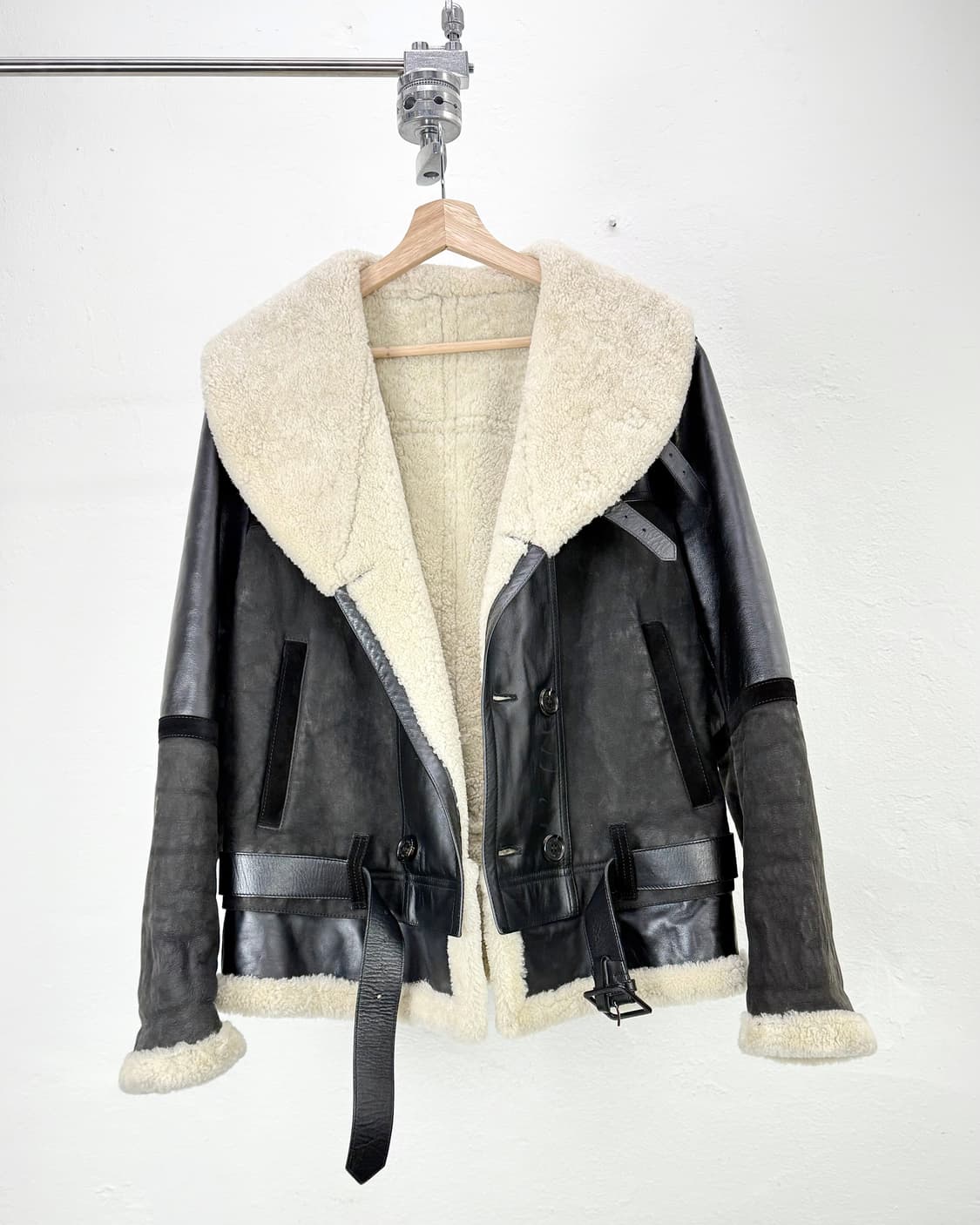 닐바렛 베라 펠레 셰어링 모터사이클 레더 무스탕 자켓 상품이미지1