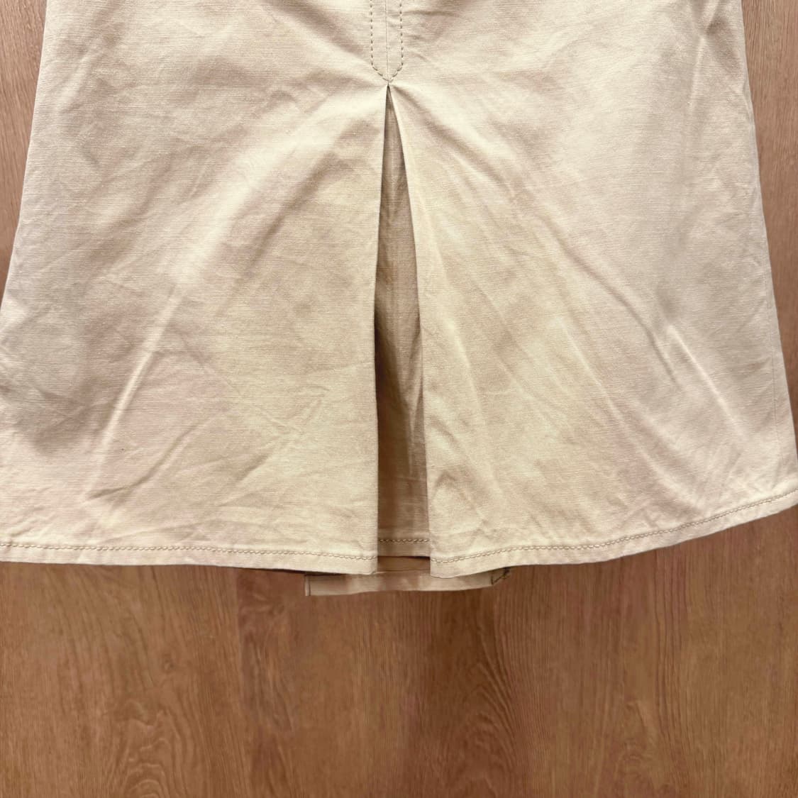 버버리 블루 라벨 미니 플레어 스커트 로고 자수 디테일 베이지 상품이미지5