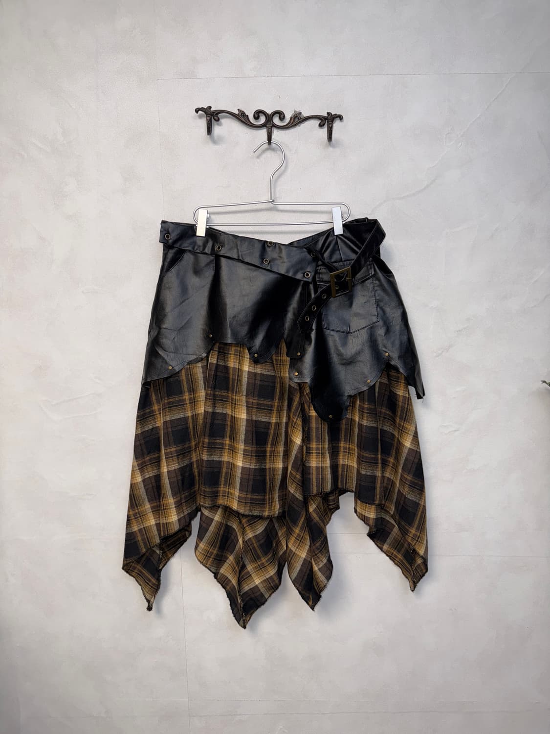 Brown check unbalanced layered skirt 상품이미지2