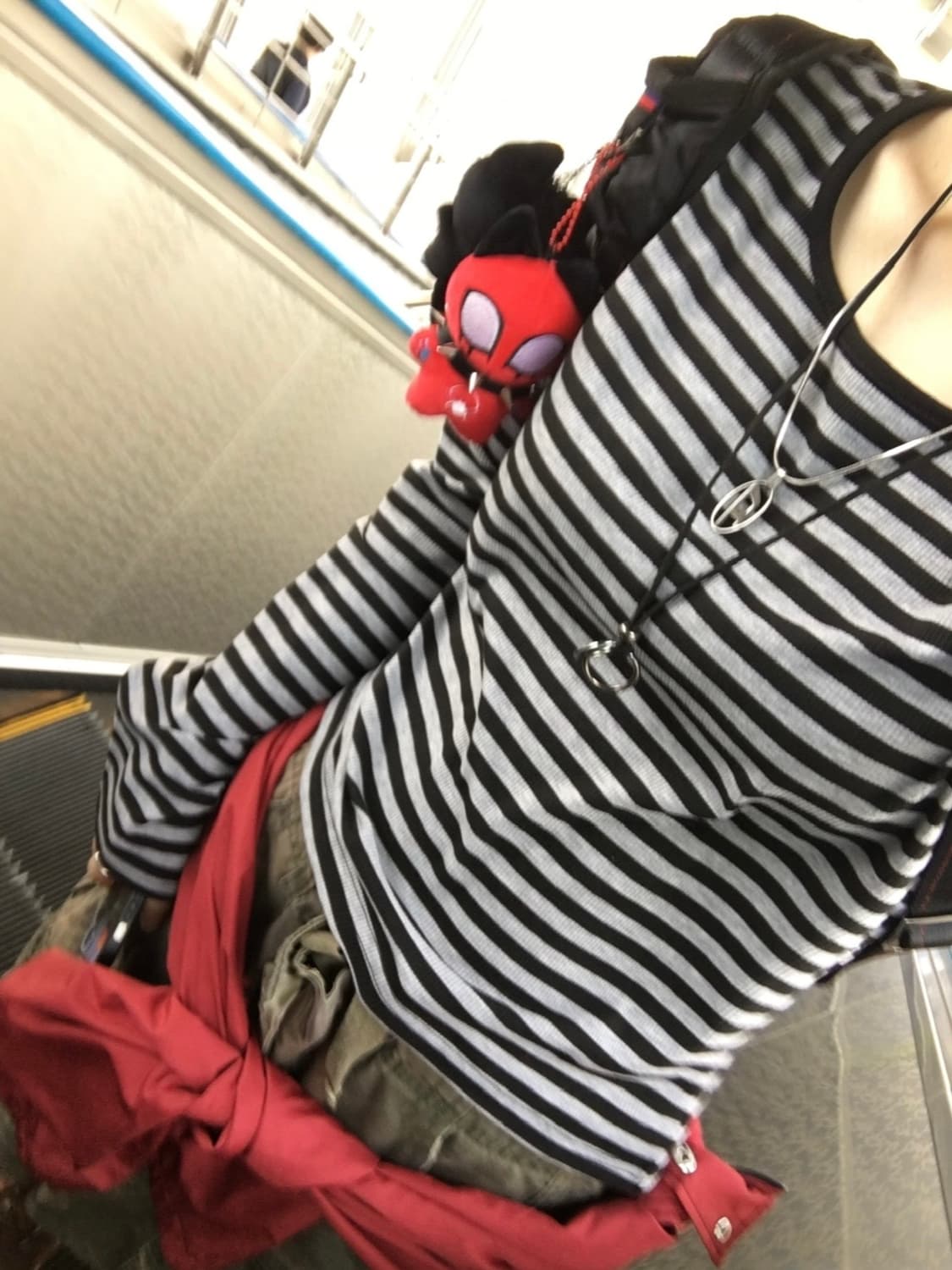 여리핏 스트라이프 세미크롭 롱슬리브 상품이미지1